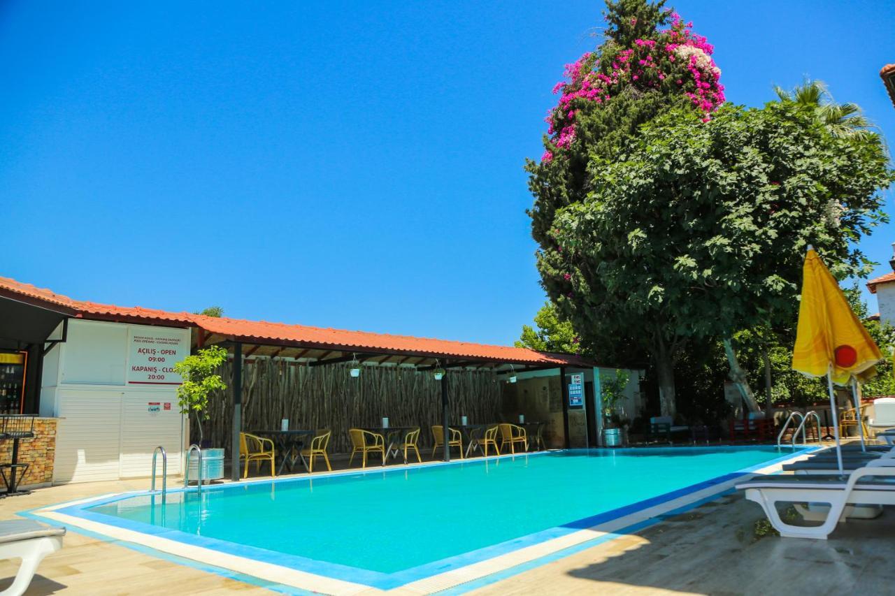 Dalyan M Otel Exteriör bild